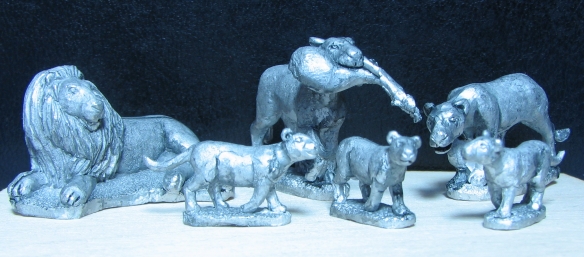 eureka-miniatures-lions